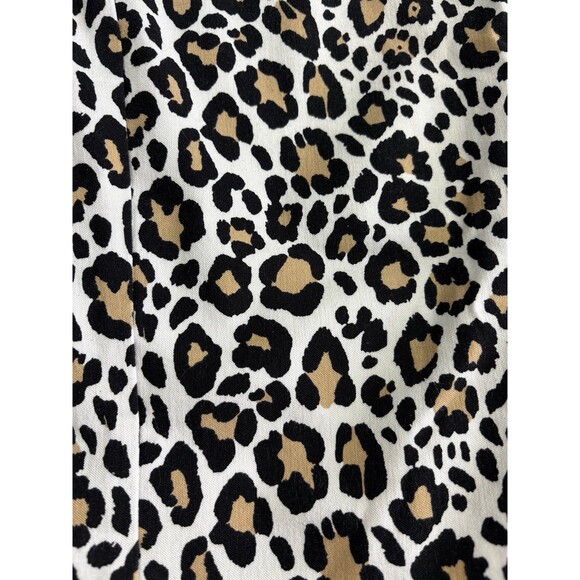 Studio 253 Leopard Animal Print Cropped Stretch Pants size large petite - Picture 3 of 6